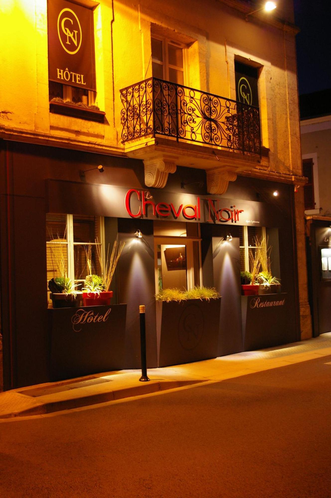 Argenton Sur Creuse Logis Hotel Le Cheval Noir מראה חיצוני תמונה