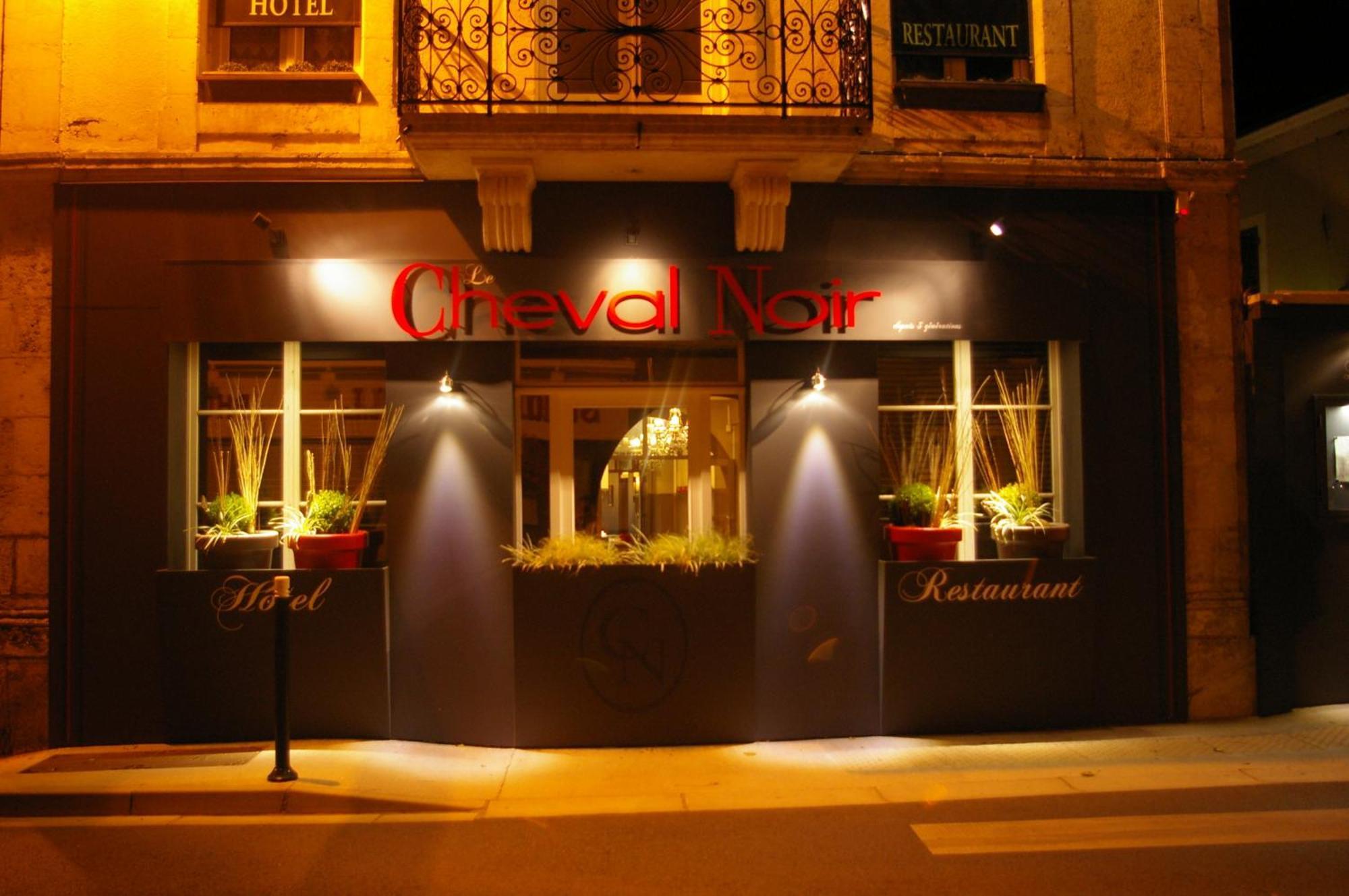 Argenton Sur Creuse Logis Hotel Le Cheval Noir מראה חיצוני תמונה